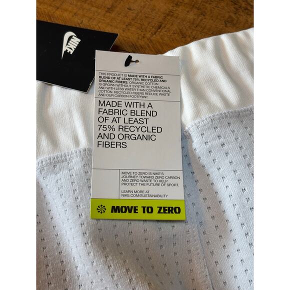 NWT Nike Women's Sportswear White Sweatpants Zip Pockets CZ3617-100 Size Small - Picture 10 of 10